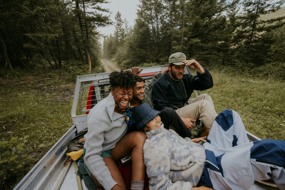 Pursuit photography — truck bed crew